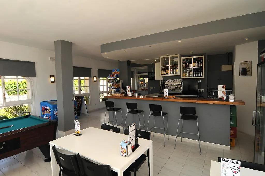 Apartaments Ar Enjoy Monjardi Lloret de Mar
