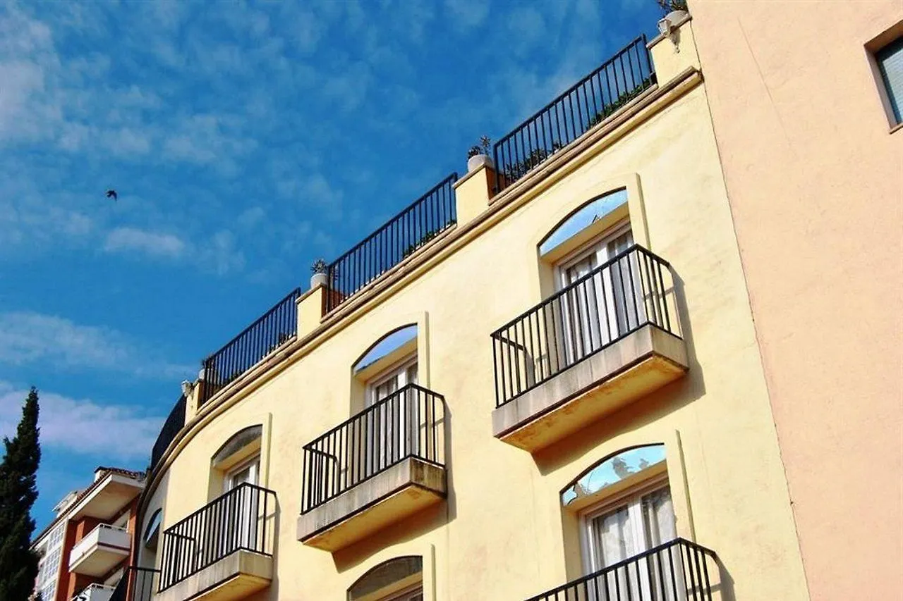 Apartaments Ar Enjoy Monjardi Lloret de Mar 0*,  Spain