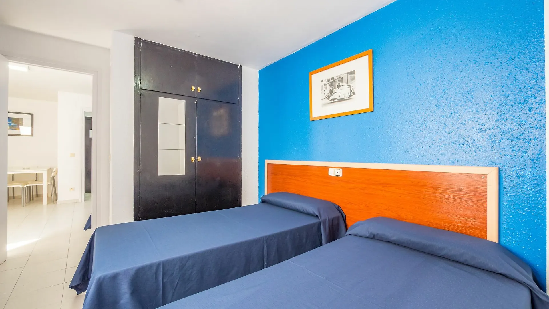 Apartment Apartaments Ar Enjoy Monjardi Lloret de Mar