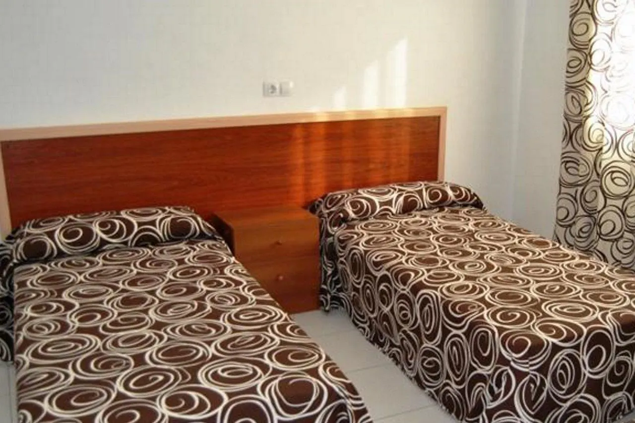 Apartaments Ar Enjoy Monjardi 료렛 드 마르 아파트