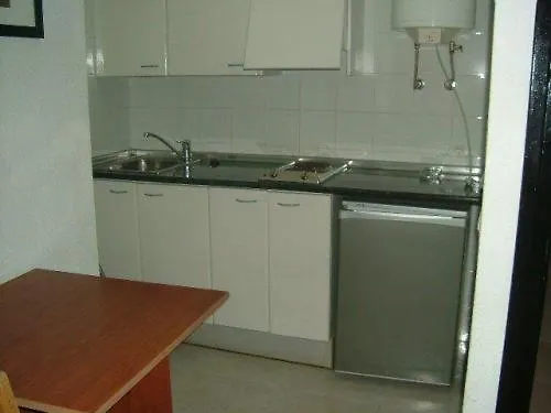 Apartaments Ar Enjoy Monjardi 료렛 드 마르 아파트